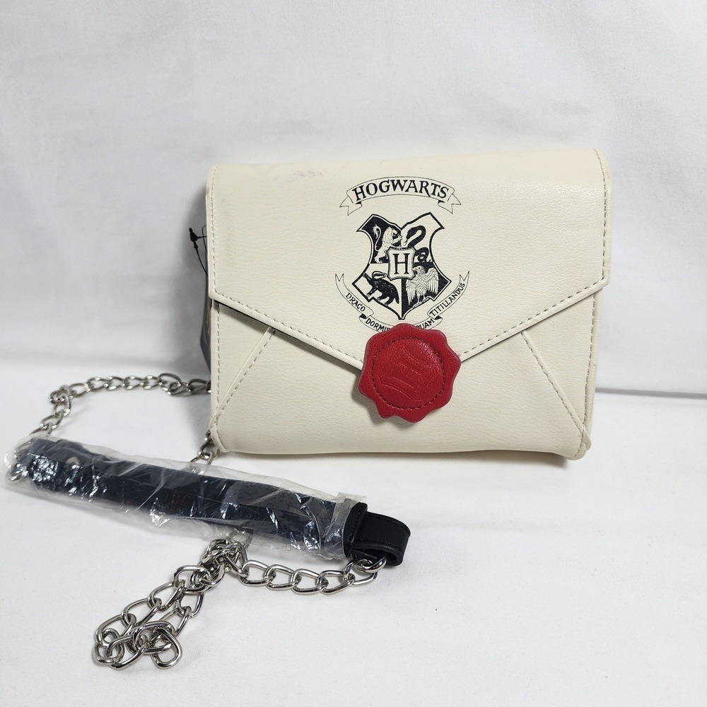Bioworld Harry Potter Hogwarts Letter Crossbody Bag Envelope Clutch Purse Cream